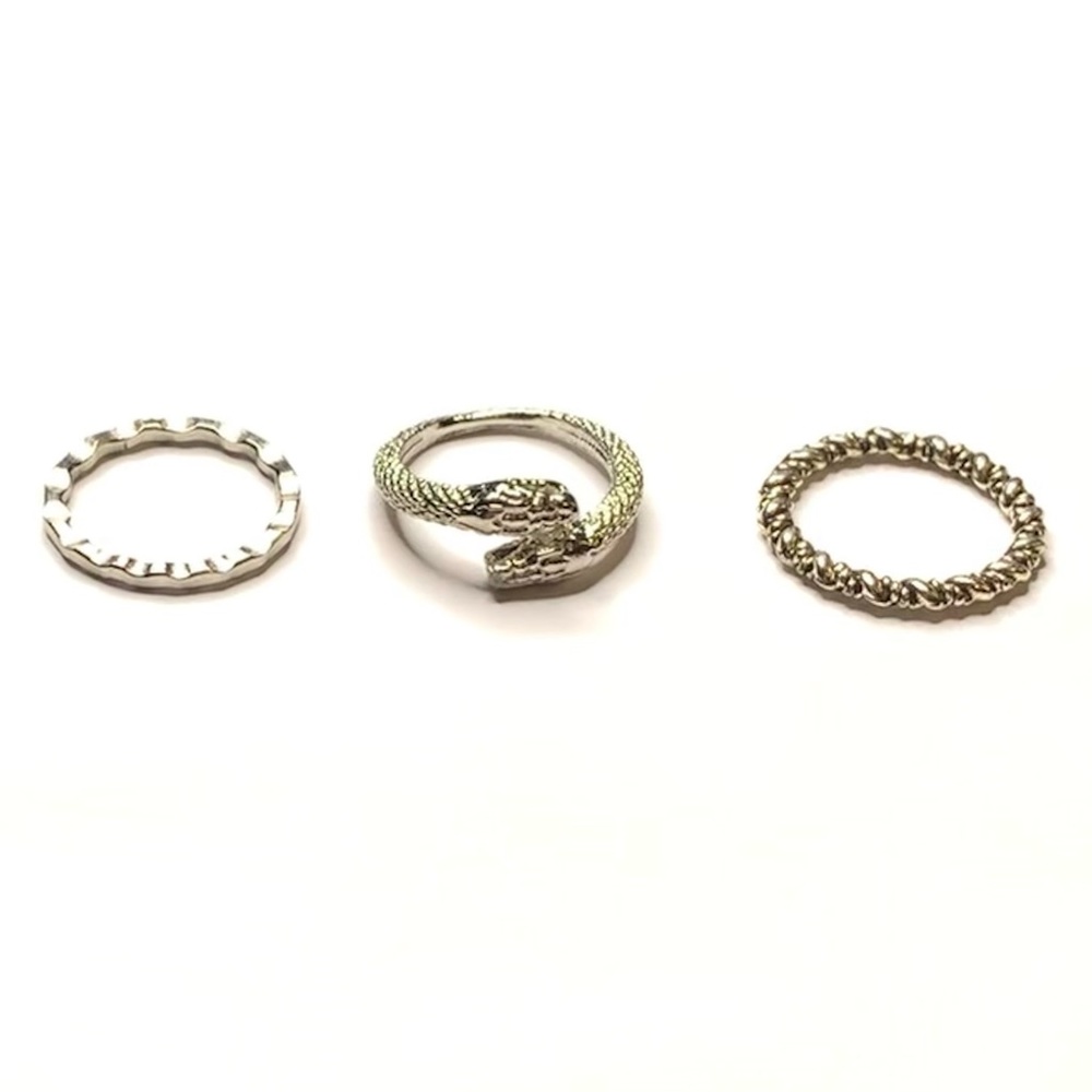 New 3 Piece Ring Bundle size 6